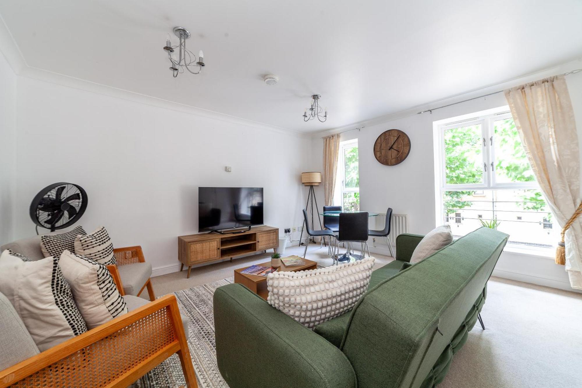 Cozy Welcoming 2br Flat Near Excel Centre Appartamento *